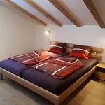 Tschudiboden Apartman *